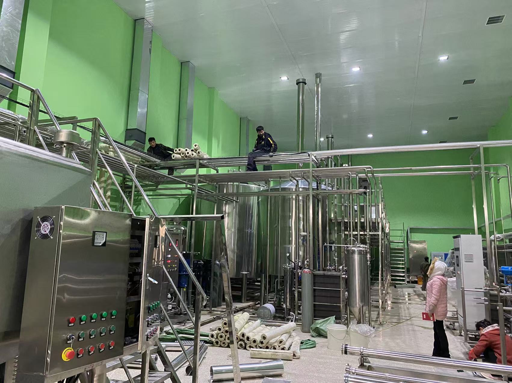 铜梁精酿啤酒设备厂—精酿啤酒设备制造：传承工艺与创新科技的交融